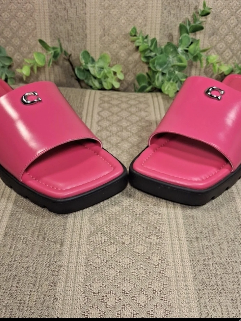 Coach Florence Dragon Fruit Pink Slide Sandals - Picture 11 of 16